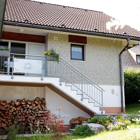 Ferienwohnung Familie Repp * Unterkirnach